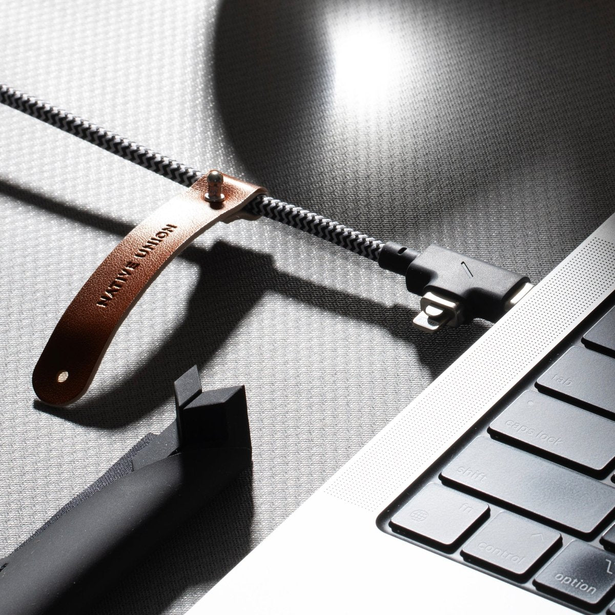 Belt Cable Duo Pro 240W (USB - C to USB - C & Lightning) - Ante ShopNATIVE UNIONCablesBELT - PROCCL - ZEB - NP