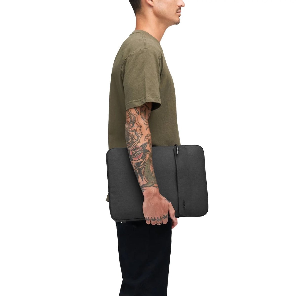 Incase Crosstown Sleeve with Woolenex for 16 - inch Laptop - Ante ShopIncaseLaptop SleeveINCO - 400804 - LMST