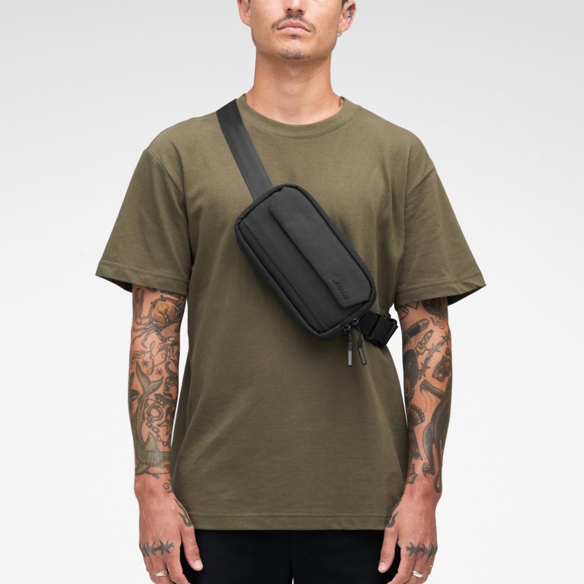 Incase Crosstown Sling with Woolenex - Ante ShopIncasePhone Bag650450270067INCO - 400800 - BLK