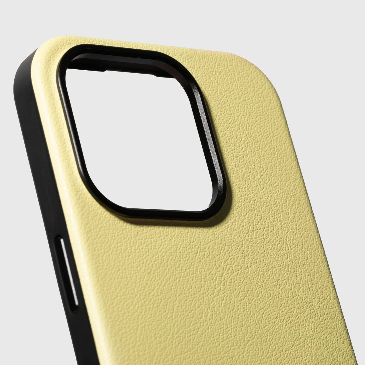 Native Union Active Case For iPhone 16 Pro/ 16 Pro Max - Ante ShopNATIVE UNIONTech - cessoriesACTCSE - LMO - NP24P